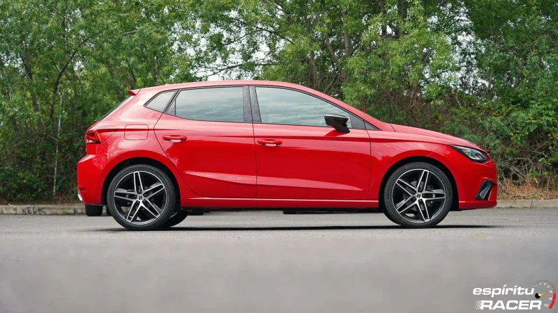 Hyunadi i20 vs Opel Corsa vs SEAT Ibiza estaticas 17