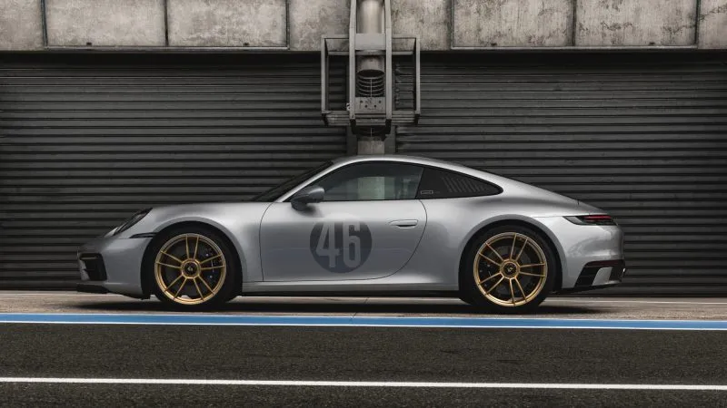Porsche 911 Carrera GTS Le Mans Centenaire Edition 2023 (6)