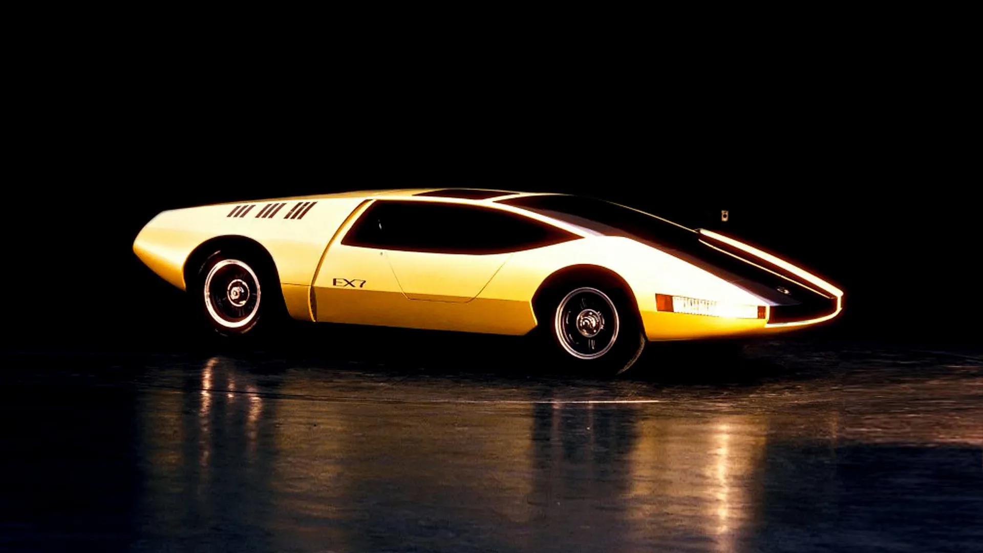 Toyota EX-7, del circuito al salón del automóvil