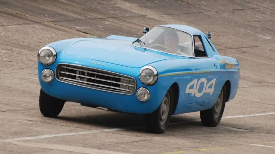 Coche del día: Peugeot 404 Diésel Caza Récords